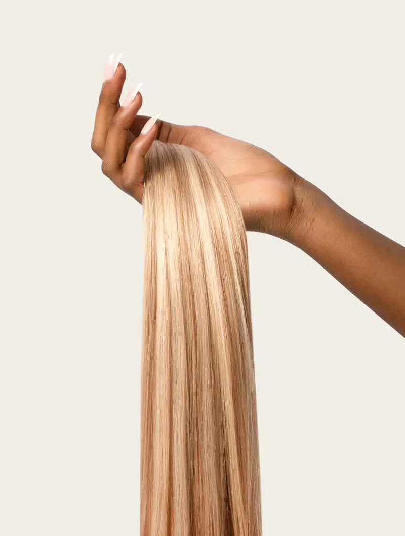 Sandy Blonde Highlighted, 12" Seamless Clip-In Hair Extensions, F10/613 | 140g